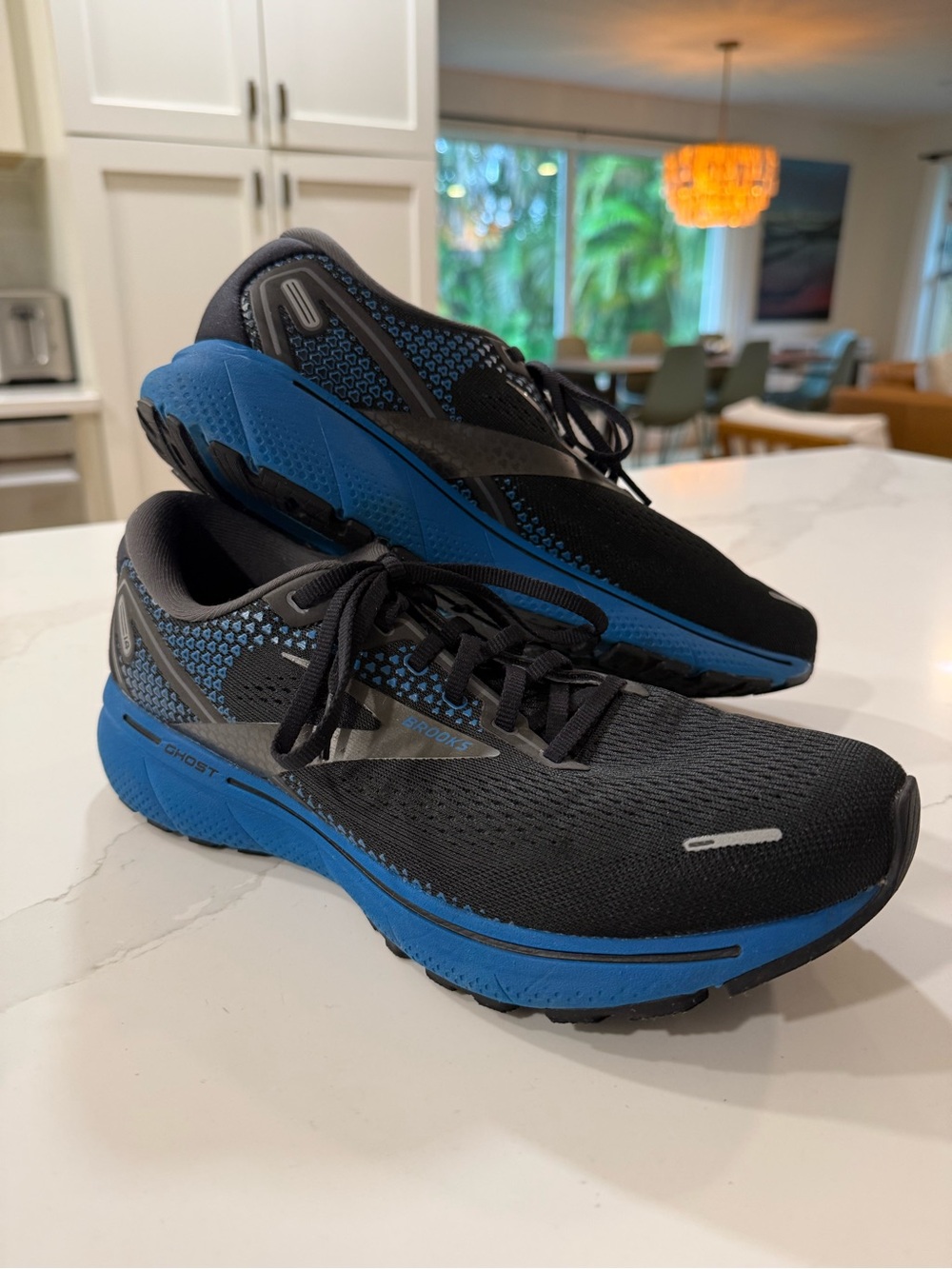 Brooks Ghost 14 Black Blue Men’s Size 10 Wide